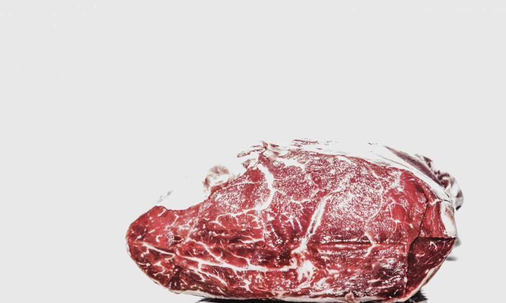 Pieza de carne de res fresca para cocción lenta